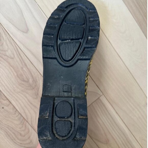 Volks Walker Bold yellow and black leopard print short rain boots - Picture 4 of 7